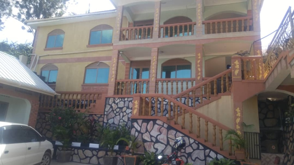 Three Bedroom Apt For Rent, Seguku Entebbe